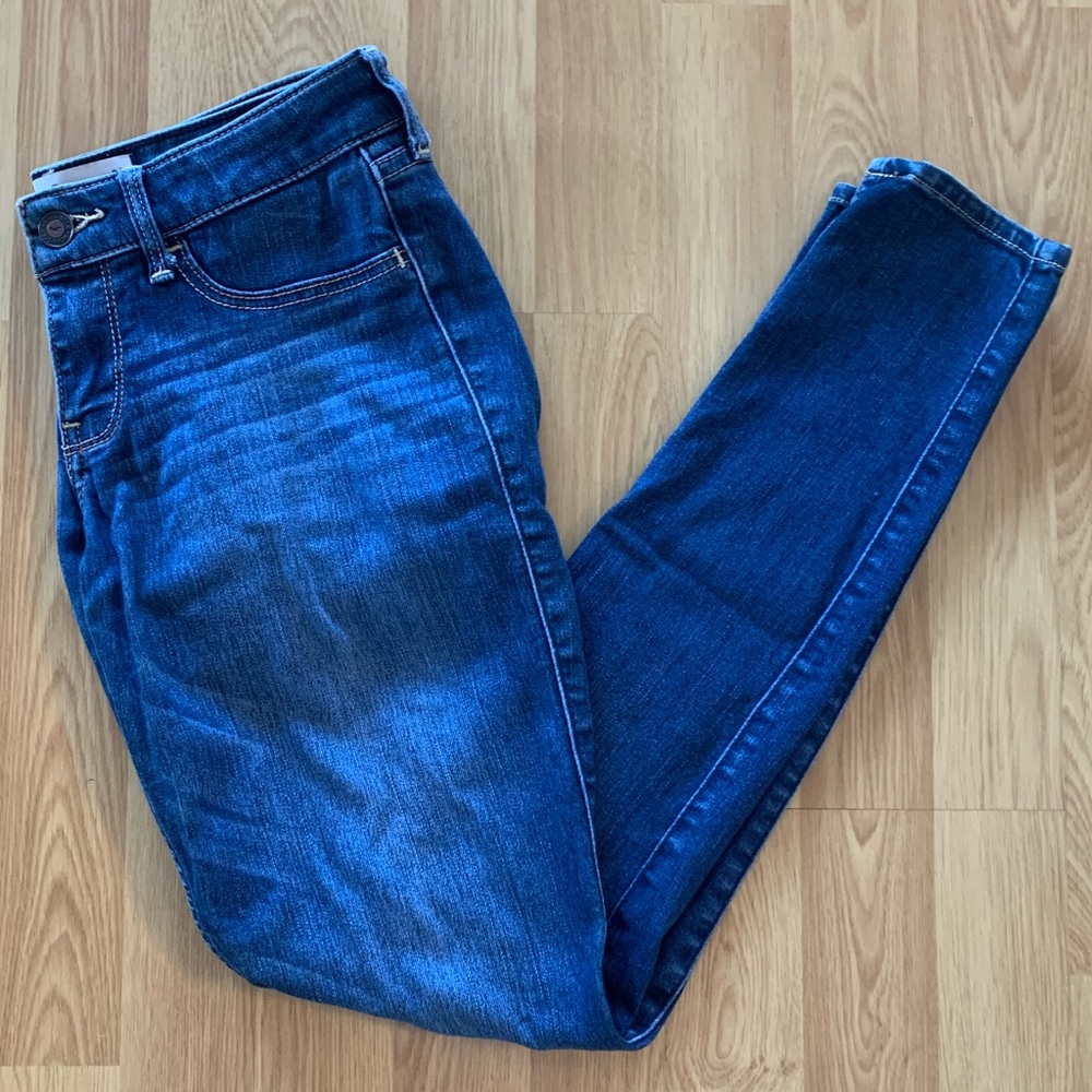 Hollister skinny jeans